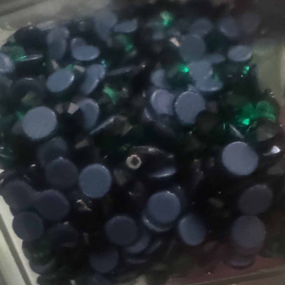 Unknown Brand Green and Dark Blue Phone Accessory Pack - Picture 3 of 3